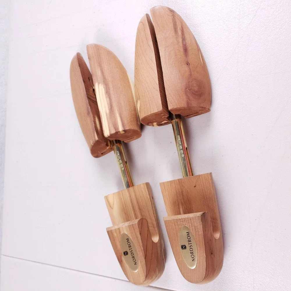 Nordstrom Cedar Wood Shoe Trees Men Split Toe Made in USA Aromatic Shoe Care - Picture 2 of 8